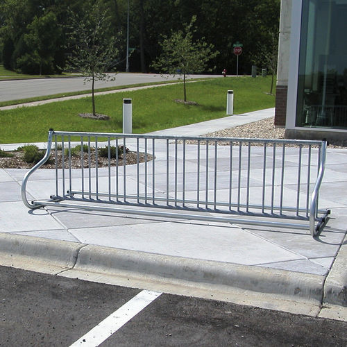 Rastrelliera per biciclette a pavimento - GRIDRAC™ - Madrax/Thomas Steele - per spazi pubblici / in acciaio galvanizzato / in acciaio con rivestimento a polvere