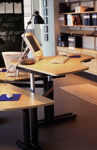 Scrivania contemporanea - 75100 - AB HYLLTEKNIK - in alluminio / con base a T / ad altezza regolabile
