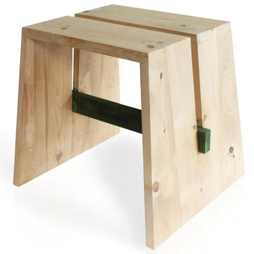 Sgabello contemporaneo - STACK - Bdm s.r.l. - in legno / impilabile