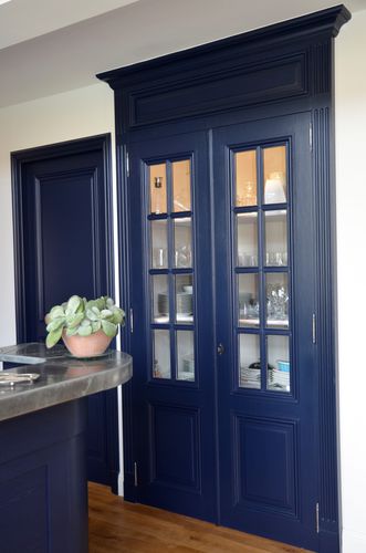 Porta da interno - HAUSSMANNIEN - ATELIER BERTOLI  Design Production - in legno massiccio / battente / scorrevole