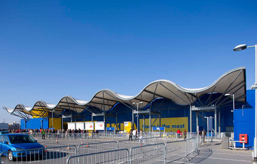 Pensilina da ingresso - IKEA SOUTHAMPTON - Fabric Architecture - in acciaio / in tela / curva