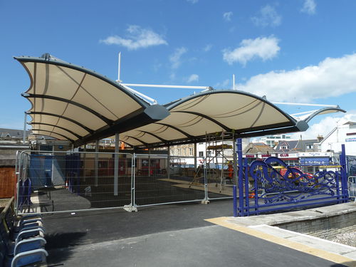 Tensostruttura padiglione - NEWQUAY  - Fabric Architecture - su ossatura metallica / con membrana in fibra di vetro / per spazi pubblici