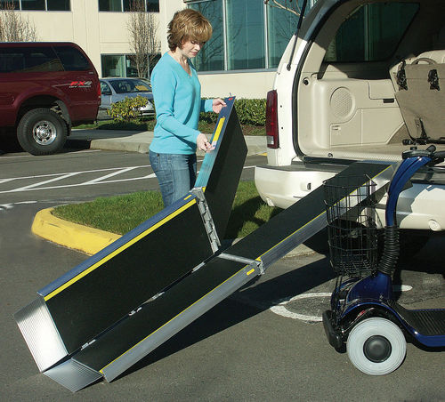 Rampa d'accesso per disabili - ADVANTAGE SERIES® - EZ ACCESS - pieghevole