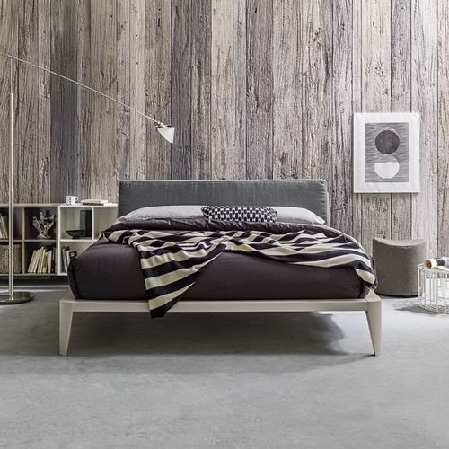 Letto matrimoniale - KYLE - Morassutti Arredamenti - contemporaneo / in legno laccato / 160x200 cm