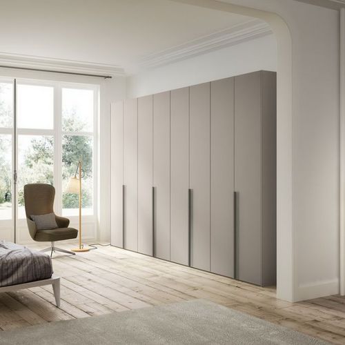 Armadio contemporaneo - SNAP - Morassutti Arredamenti - in legno laccato / con ante battenti