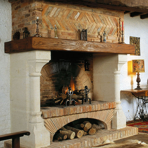 Camino a legna - LA POTERIE  - CHEMINEES ET CUISINES JEAN MAGNAN - a gas / da incasso / a parete