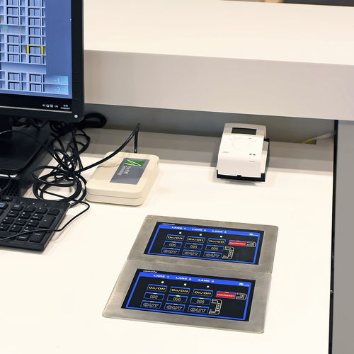Touch screen per controllo accessi - TOUCHPANEL - COMINFO - da bancone / con display digitale / da interno