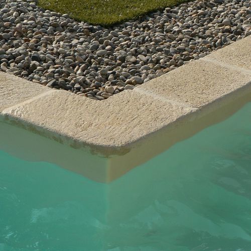Bordo di piscina in pietra - BEAUCAIRE - ROUVIERE - d'angolo / curvo