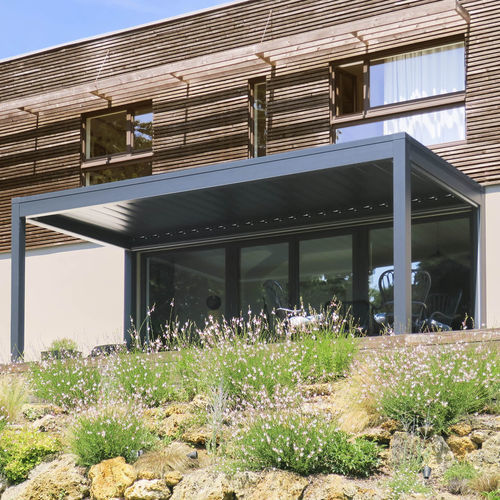 Pergola autoportante - PERGO'KLIM - SOLISO EUROPE - addossata / in alluminio estruso / a lamelle orientabili