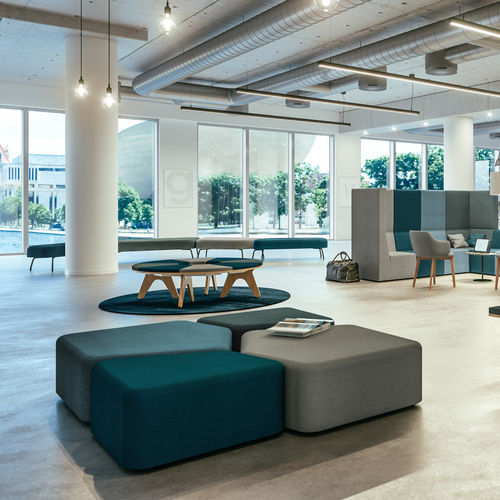 Pouf contemporaneo - MONZA - ASSMANN BÜROMÖBEL GMBH & CO. KG - in tessuto / in ecopelle / quadrato