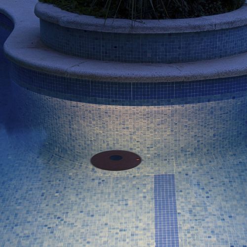Faretto sporgente - LOTUS - calma - LED / rotondo / per piscina