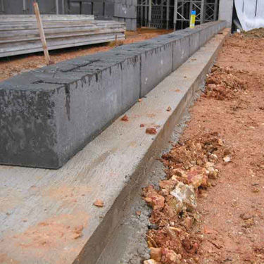 Blocco di calcestruzzo pieno - RENFOTER® - Vivalp - per muro di contenimento / facciavista