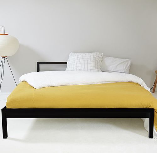 Letto matrimoniale - PURE - Hans Hansen Furniture - contemporaneo / con testiera / in acciaio con rivestimento a polvere