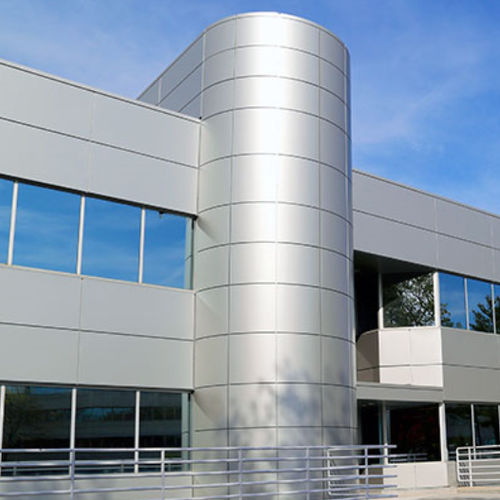 Rivestimento di facciata modulare - INTERCEPT™ ENTYRE - Centria Architectural Systems - in pannelli / in alluminio / liscio