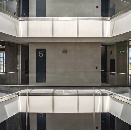 Sistema di fissaggio in alluminio - GLASSFIT FLOW SV-1702 SIDE - COMENZA - per parapetto / per facciata ventilata / per esterni