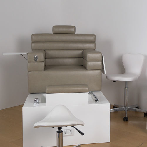 Poltrona spa pedicure in pelle - Luxury E131 Deluxe - FIAPP - in ecopelle / con poggiapiedi / con poggiatesta
