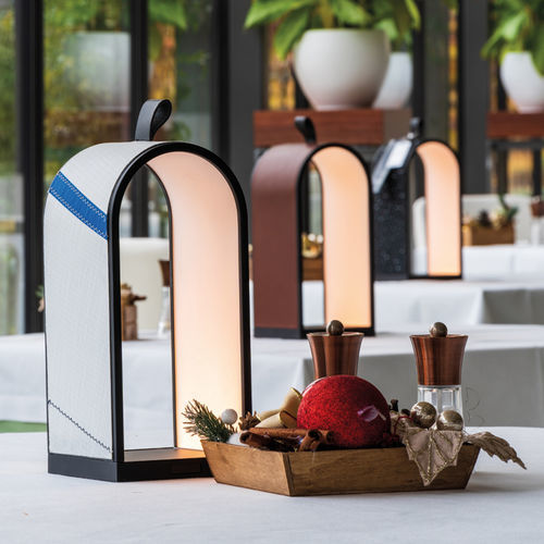 Lampada da tavolo - Kyta - Bsinergy - in tessuto / in legno / in pelle