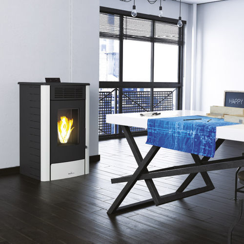Stufa a pellet - RITA - Bronpi - 5 kW...10 kW / 0 - 5 kW / a pavimento