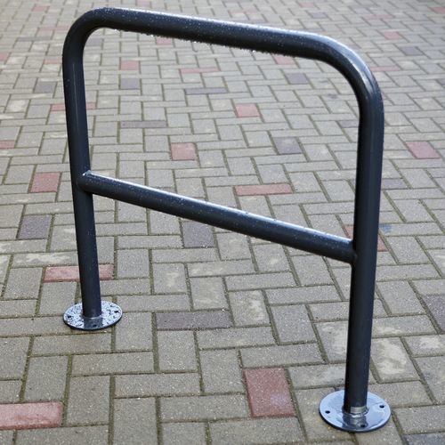 Rastrelliera per biciclette a pavimento - GM16-01 - Darba Spars - con sistema di sicurezza / per spazi pubblici / in acciaio galvanizzato