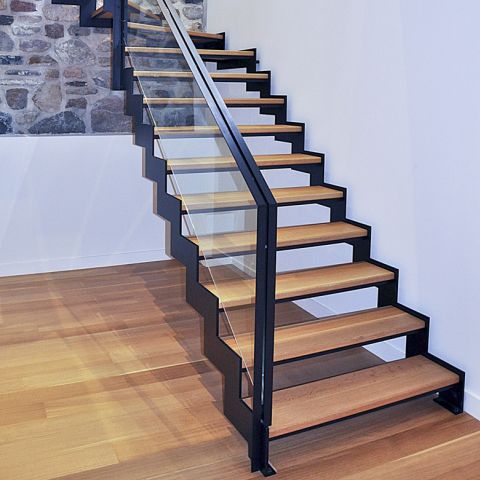 Scala dritta - Z 2270 - BATTIG DESIGN - a L / con gradini in legno / con struttura in acciaio