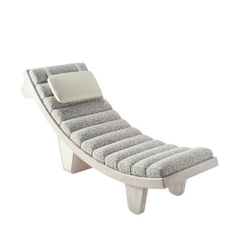 Chaise longue contemporanea - LUA 900 - Adriana Hoyos - in tessuto / in pelle / in legno