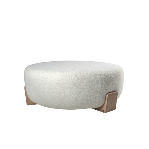 Ottomana contemporanea - LUA 110 - Adriana Hoyos - in tessuto / in pelle / in legno massiccio