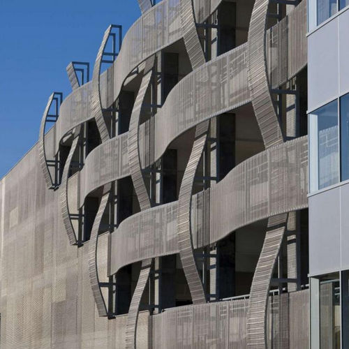 Tela metallica architetturale - CINCINNATI CHILDREN'S HOSPITAL - Cambridge Architectural Mesh - per facciate / a maglia triangolare / argentata