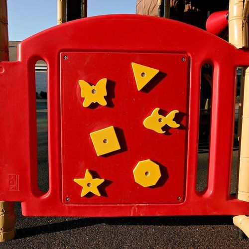Recinzione interattiva - TODDLER ACTIVITY  - Soft Play LLC - a pannelli / per parco giochi / in plastica