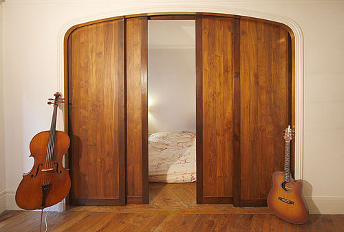 Porta da interno - FRM CON SM  - MATAHATI - in legno / scorrevole / senza vetri