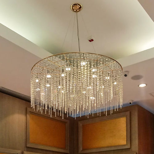 Lampadario Art Deco - VARSOVIA - Ccastro Lighting - in cristallo Swarovski® / contract / a cascata
