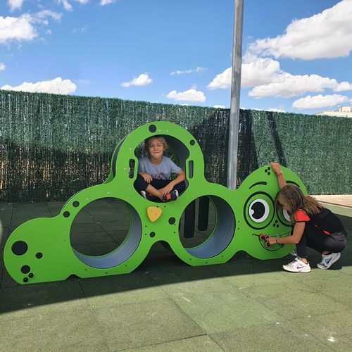 Tunnel per parco giochi - CATERPILLAR - Industrias Agapito