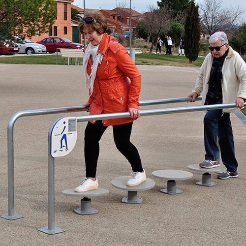 Percorso a ostacoli per parco giochi - MOVING WALKWAY  - Industrias Agapito - da esterno