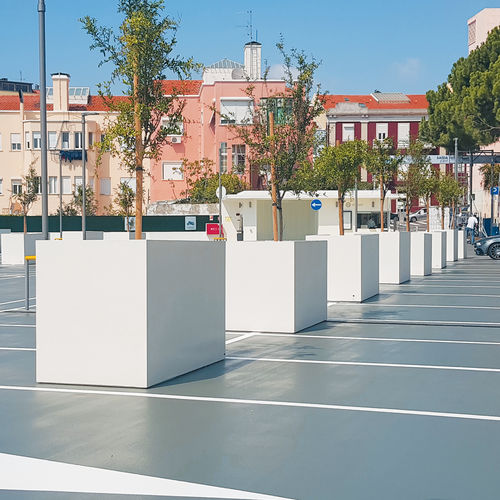 Fioriera in calcestruzzo ad alte prestazioni - R-LIGHT:  23011 - A Amop Synergies - rettangolare / ad alta resistenza / contemporanea