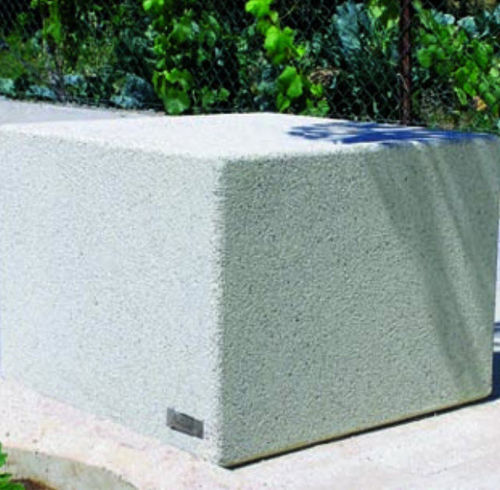 Sgabello contemporaneo - SOLTAS : MASSIVE - A Amop Synergies - in calcestruzzo / con base centrale / contract