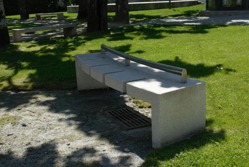 Rastrelliera per biciclette a pavimento - MODULAR - A Amop Synergies - per spazi pubblici / in acciaio inossidabile / in calcestruzzo