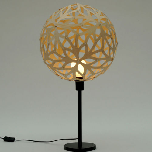 Lampada da tavolo - FLORAL - David Trubridge Design - in metallo / in bambù / in legno compensato