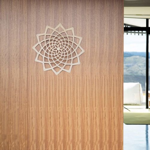 Applique design originale - SUNFLOWER - David Trubridge Design - da interno / in legno / scultura