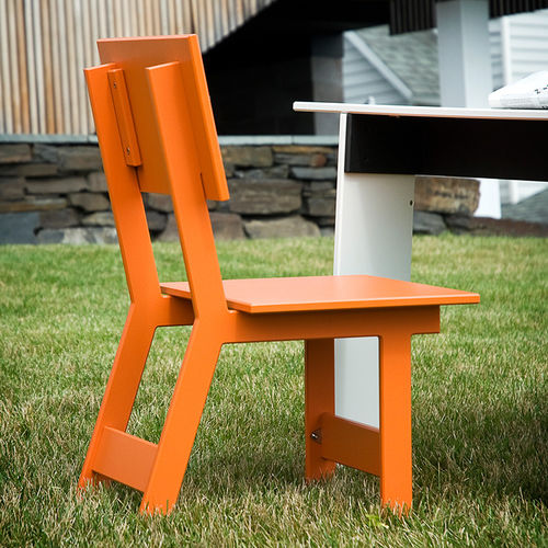 Sedia da pranzo contemporanea - EMIN - Loll Designs - da esterno / in polietilene / 100% riciclata