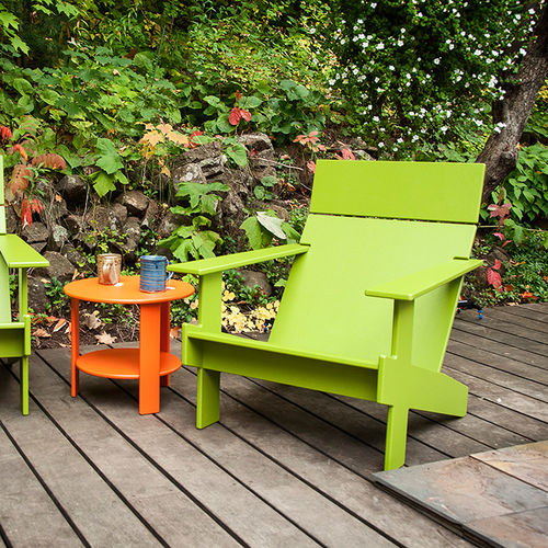 Poltrona moderna - LOLLYGAGGER - Loll Designs - in polietilene ad alta densità HDPE / con cuscino rimovibile / riciclabile