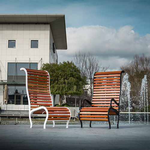 Sedia contemporanea - M-A KUSTOM - CYRIA | Mobilier Urbain - da esterno / in legno / con supporto in acciaio