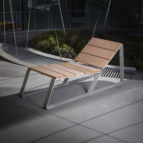 Chaise longue contemporanea - KAISEKI - CYRIA | Mobilier Urbain - in legno / in acciaio / in acciaio inossidabile