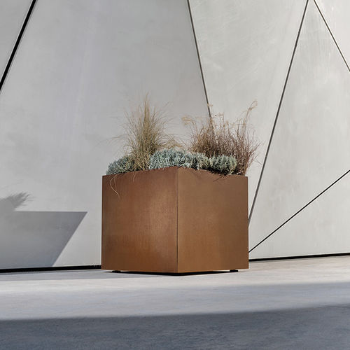 fioriera in acciaio COR-TEN® - CYRIA | Mobilier Urbain