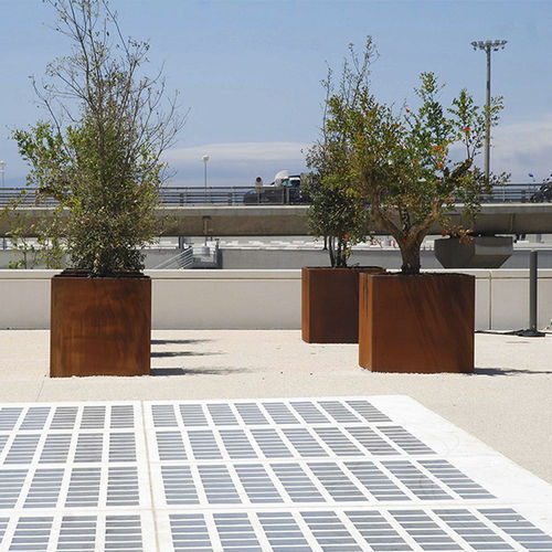 Grande fioriera in acciaio galvanizzato - TRADI 4 - CYRIA | Mobilier Urbain - in acciaio COR-TEN® / in acciaio termolaccato / quadrata