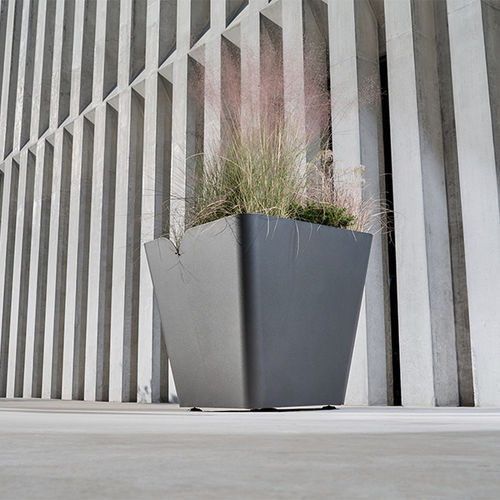 Grande fioriera in acciaio galvanizzato - ADDICTED 3 - CYRIA | Mobilier Urbain - in acciaio COR-TEN® / in acciaio termolaccato / quadrata