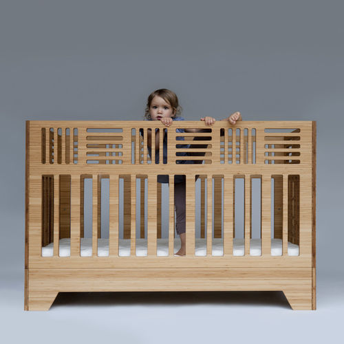 Letto per neonato contemporaneo - IO - Kalon Studio - pieghevole / in bambù