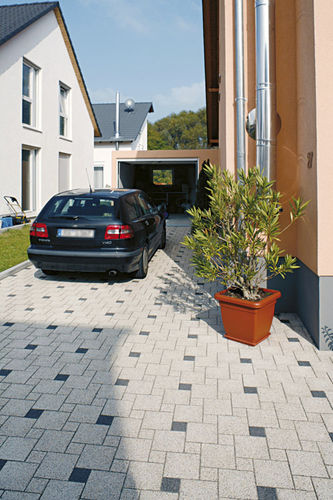 Pavé in calcestruzzo - HARMONIE - Kronimus AG Betonsteinwerke - carrabile / per spazio pubblico