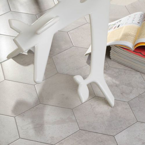 Piastrella in gres porcellanato - CONCRETE WHITE HEX_25 - Codicer - satinata / da interno / da pavimento