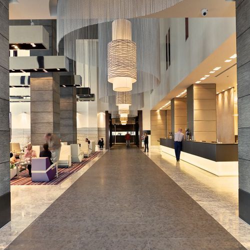 Membrana tessile in metallo - PARALLELS WAVY - KriskaDECOR - per soffitto