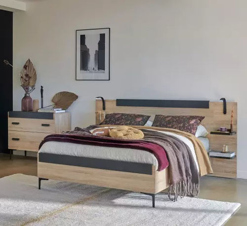 Letto matrimoniale - FIRST - Meubles Célio - contemporaneo / con testiera / con scaffale integrato