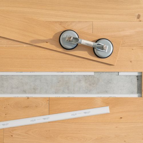 Pavimento sopraelevato in legno - Clip Up System® - Parchettificio Garbelotto Srl - ad alta resistenza / da interno / per bar